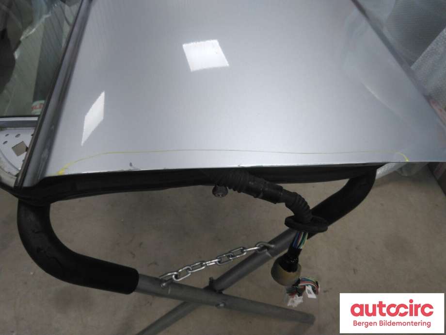 Dør venstre foran til Subaru Outback 2009-2014 (Type IV)  (SUBARU|60009AJ0319P|)