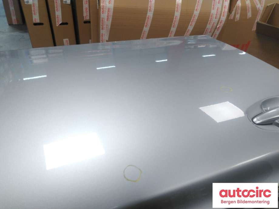 Dør høyre foran til Subaru Outback 2009-2014 (Type IV) (SUBARU|60009AJ0219P|)