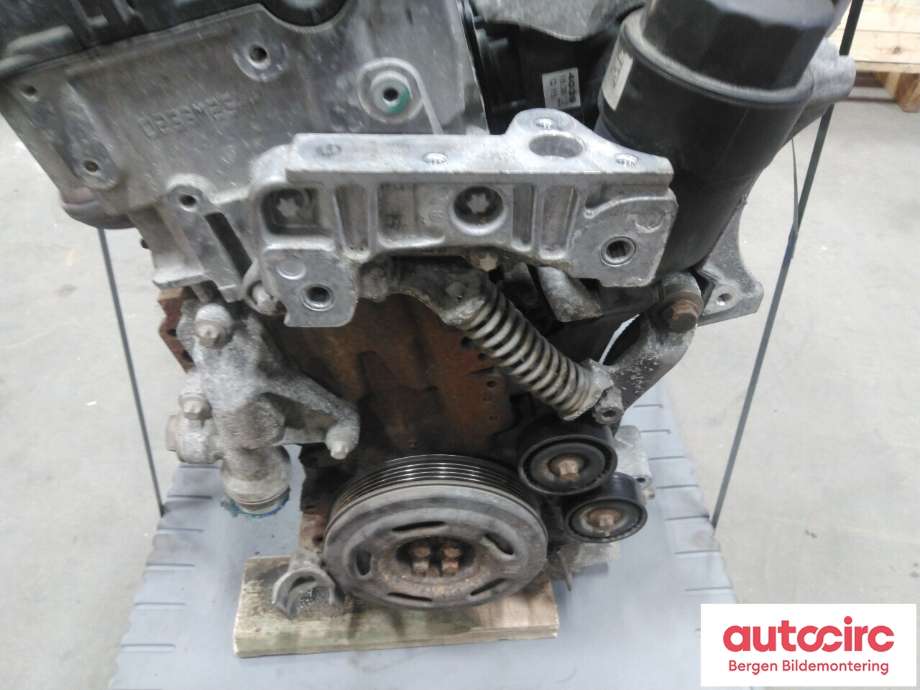 Motor diesel til Mercedes A-Klasse 2012-2018 (W176) (W176) (MERCEDES|A 651 010 72 16|651901|65190131911356)