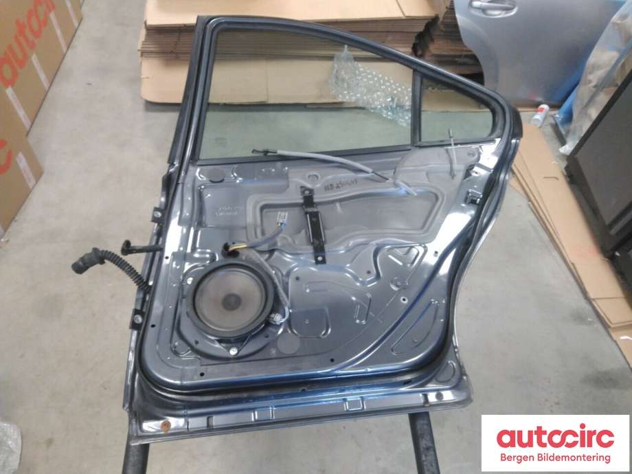 Dør høyre bak til Volvo S60 2005-2010 (Type I, Fase 2) (VOLVO|30796489|)