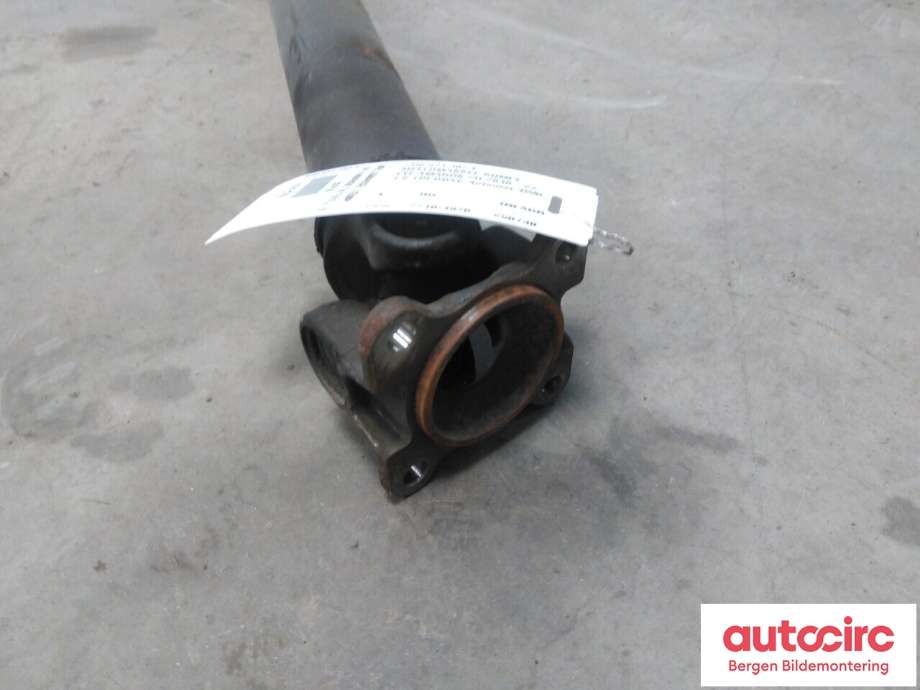 Mellomaksel til VW Amarok 2016-2022 (Type I, Fase 2)  (VOLKSWAGEN|2H6 521 102 E|)