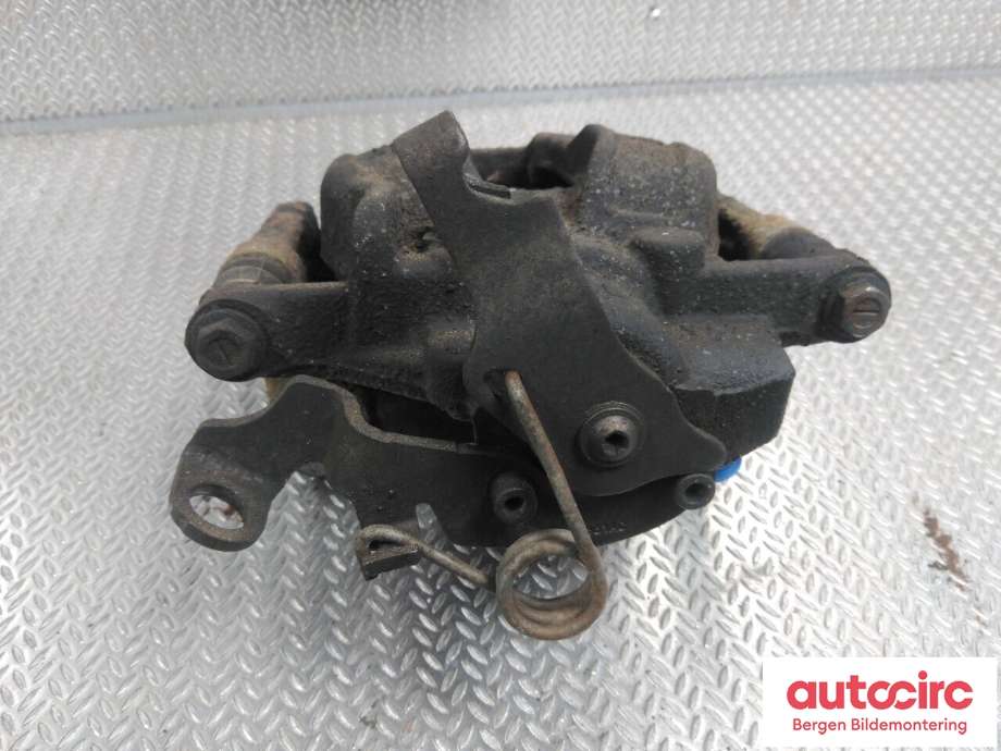 Bremsecaliper venstre bak til VW Amarok 2016-2022 (Type I, Fase 2)  (VOLKSWAGEN|2H6 615 423|)