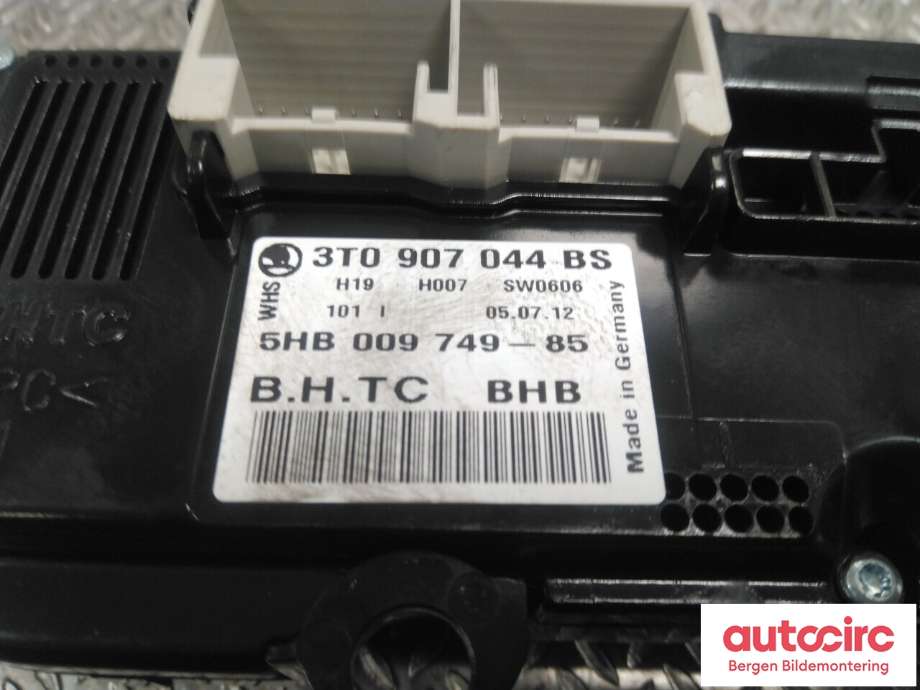 Varmeapparat betjening til Škoda Yeti 2009-2013 (Fase 1)  (SKODA|3T0 907 044 BS|)
