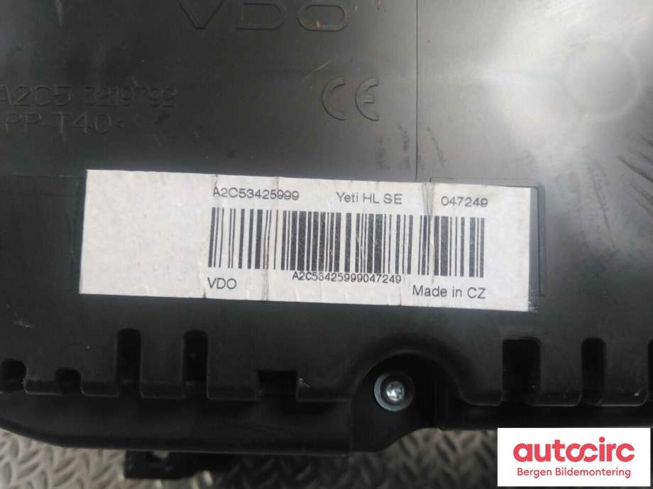 Diverse deler til Škoda Yeti 2009-2013 (Fase 1)  (SKODA|5L0 920 840 J|)