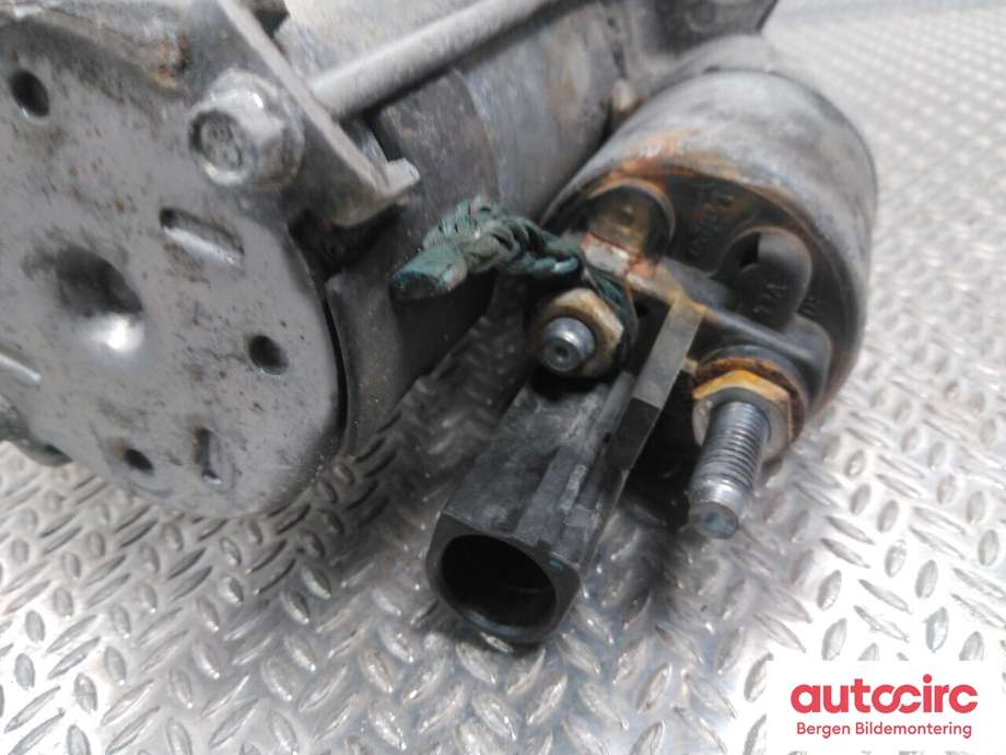 Starter til Škoda Yeti 2009-2013 (Fase 1)  (SKODA|0AM 911 023 T|)