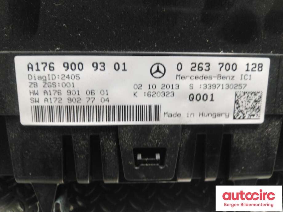Diverse deler til Mercedes A-Klasse 2012-2018 (W176) (W176) (MERCEDES|A 176 900 33 03|)