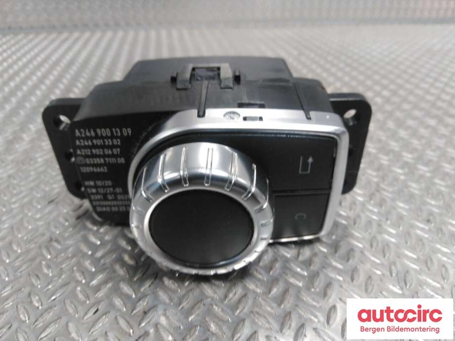 Diverse deler til Mercedes A-Klasse 2012-2018 (W176) (W176) (MERCEDES|A 246 900 13 09 910|)