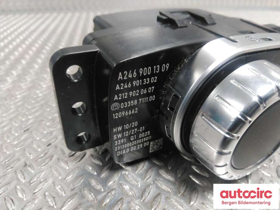 Diverse deler til Mercedes A-Klasse 2012-2018 (W176) (W176) (MERCEDES|A 246 900 13 09 910|)