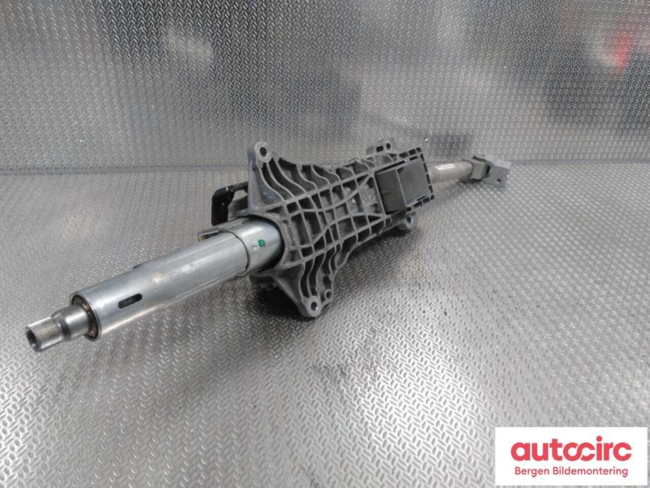 Rattaksel til Mercedes A-Klasse 2012-2018 (W176) (W176) (MERCEDES|A 246 460 88 01||A2464602316)
