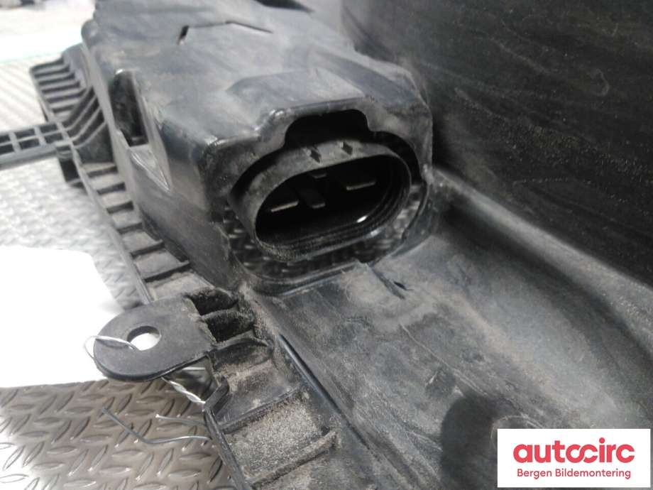 Aircondition radiator til Mercedes A-Klasse 2012-2018 (W176) (W176) (MERCEDES|A 204 906 21 02|)