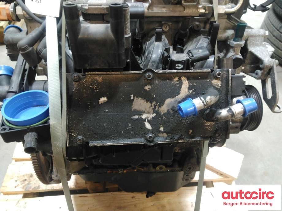 Motor bensin til Škoda Yeti 2009-2013 (Fase 1)  (SKODA|03F 100 091 A|)