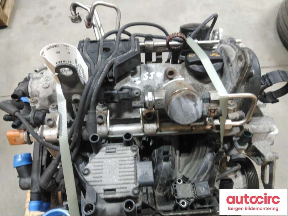 Motor bensin til Škoda Yeti 2009-2013 (Fase 1)  (SKODA|03F 100 091 A|)