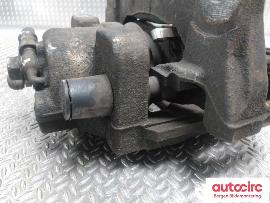Bremsecaliper høyre foran til Toyota Yaris 2014-2020 (Type III, Fase 2)  (TOYOTA|477300D200|)