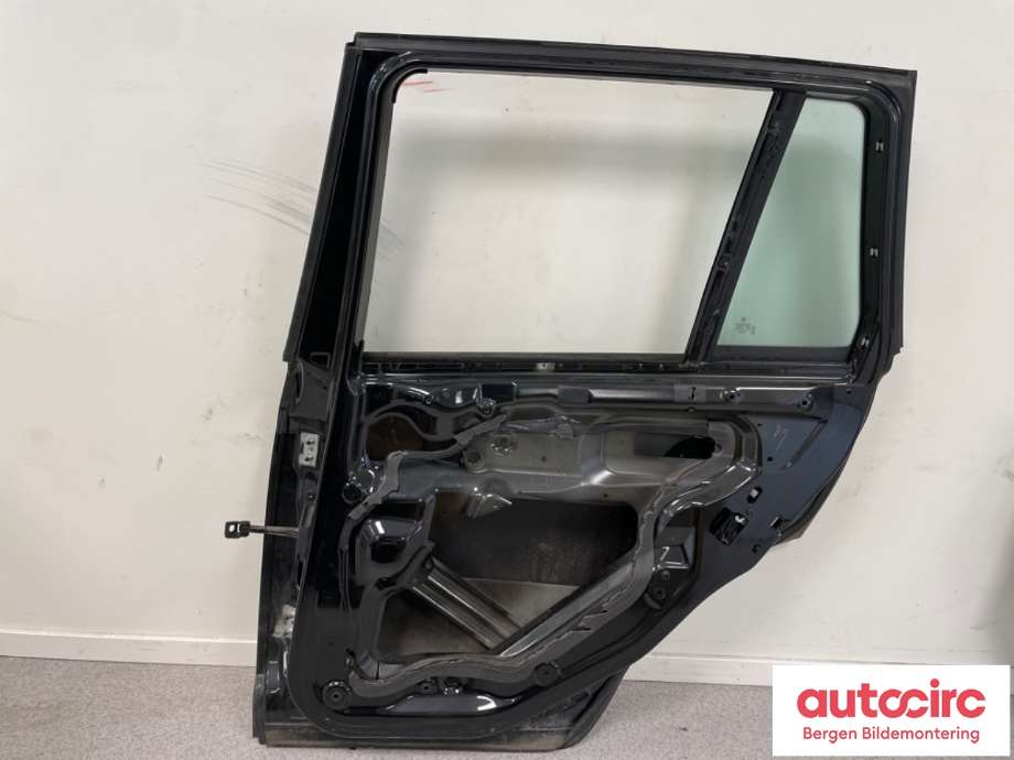 Dør høyre bak til BMW X3 2007-2010 (Fase 2) (E83) (E83) (BMW|41 00 3 449 338|)