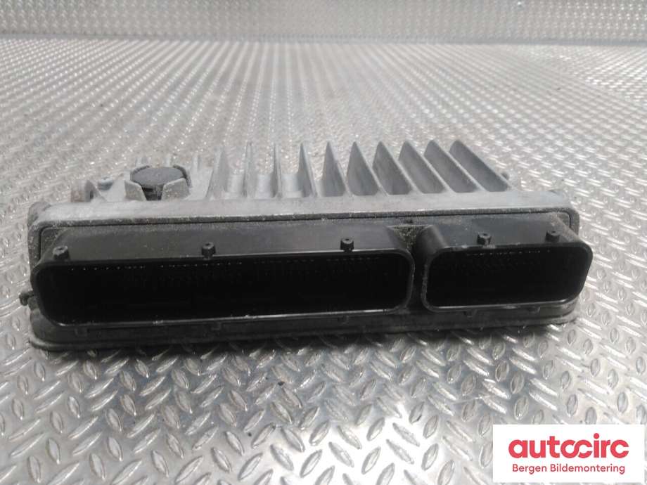 Styreenhet motor til Toyota Yaris 2012-2014 (Type III, Fase 1)  (TOYOTA|896610DC00||89661-0DC00)