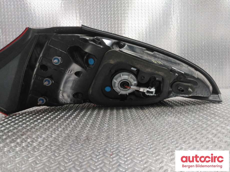 Baklykt høyre til Opel Ampera-e 2017-->> (Type II)  (OPEL|42555654|42573606|)