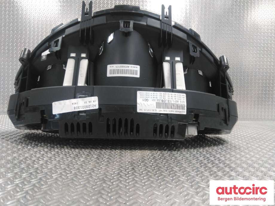 Instrumentpanel til Mercedes E-Klasse, Coupe/Cab 2009-2013 (Fase 1) (C207) (C207) (MERCEDES||A 212 900 30 10)