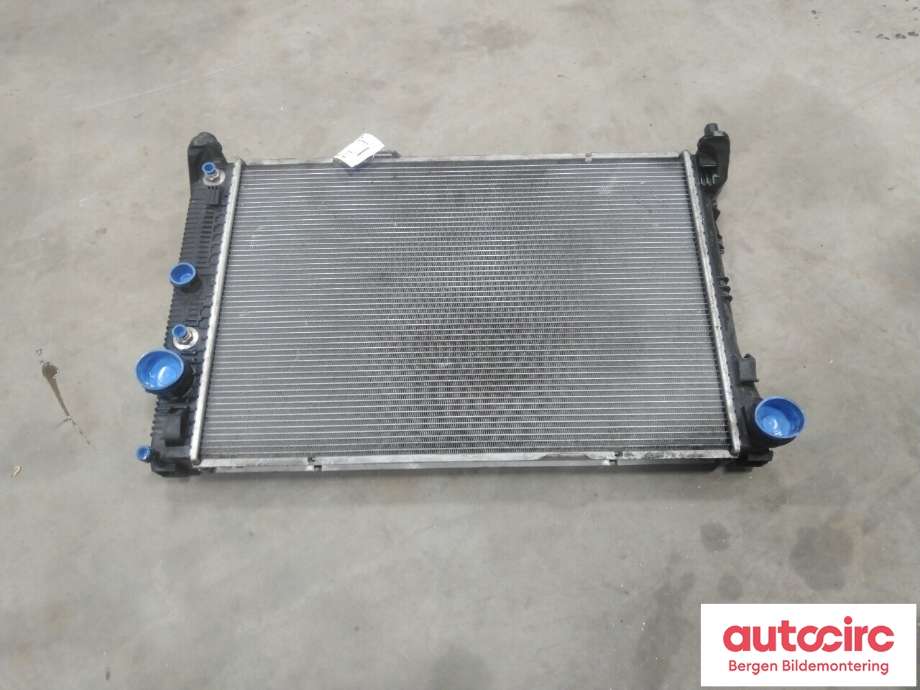 Radiator (automat gir) til Mercedes E-Klasse, Coupe/Cab 2009-2013 (Fase 1) (C207) (C207) (MERCEDES|A 204 500 36 03|)