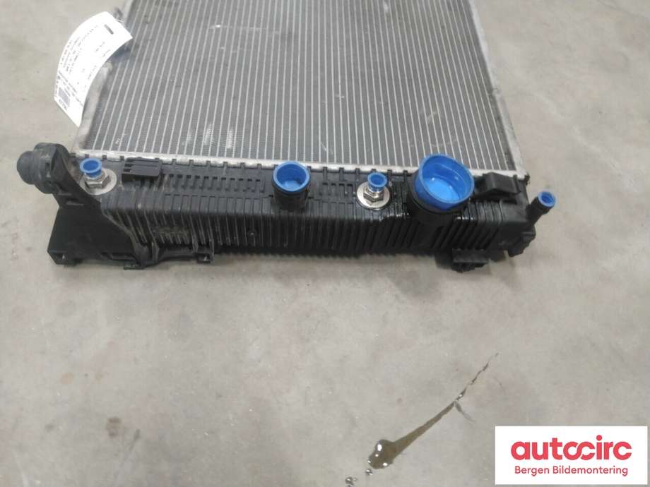 Radiator (automat gir) til Mercedes E-Klasse, Coupe/Cab 2009-2013 (Fase 1) (C207) (C207) (MERCEDES|A 204 500 36 03|)