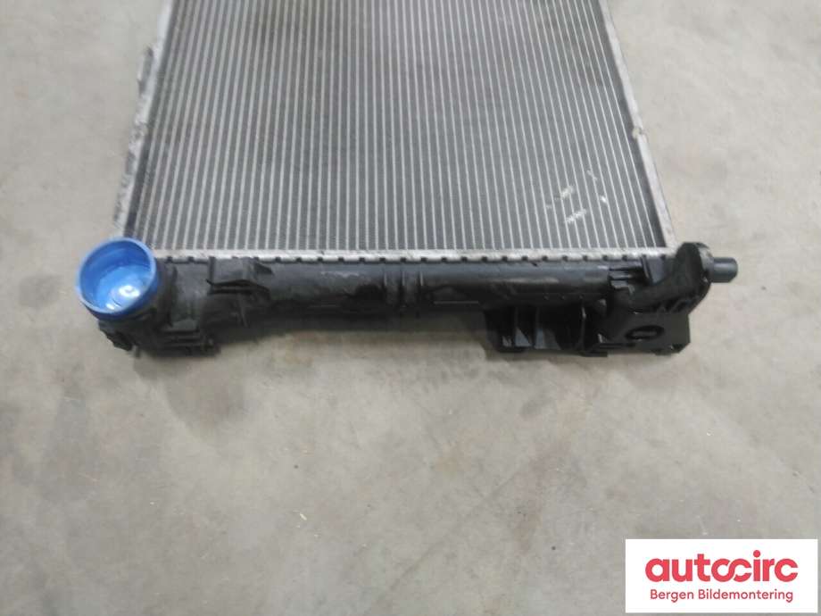 Radiator (automat gir) til Mercedes E-Klasse, Coupe/Cab 2009-2013 (Fase 1) (C207) (C207) (MERCEDES|A 204 500 36 03|)