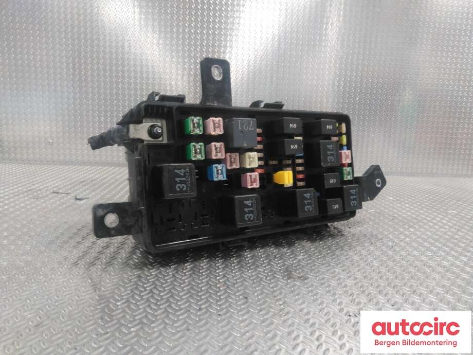 Sikringsboks til Hongqi E-HS9 2022-->>  (HONGQI|3722012DB01|3722090QR01|3722095QR01)