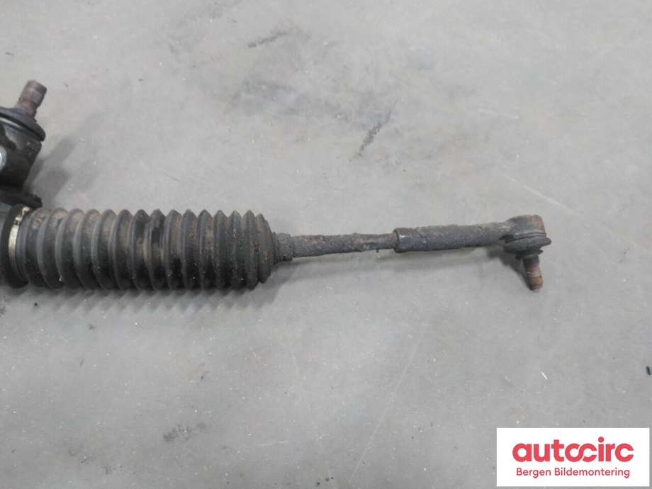 Tannstang til Toyota Hiace 2001-2006 (Fase 2) (TOYOTA|4420026261|)