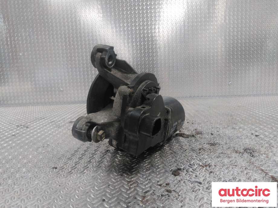 Viskermotor frontrute til Toyota Hiace 2001-2006 (Fase 2)  (TOYOTA|8511026140|)