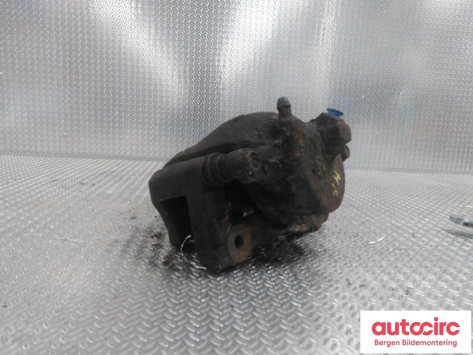 Bremsecaliper høyre foran til Toyota Hiace 2001-2006 (Fase 2)  (TOYOTA|4773026132|)