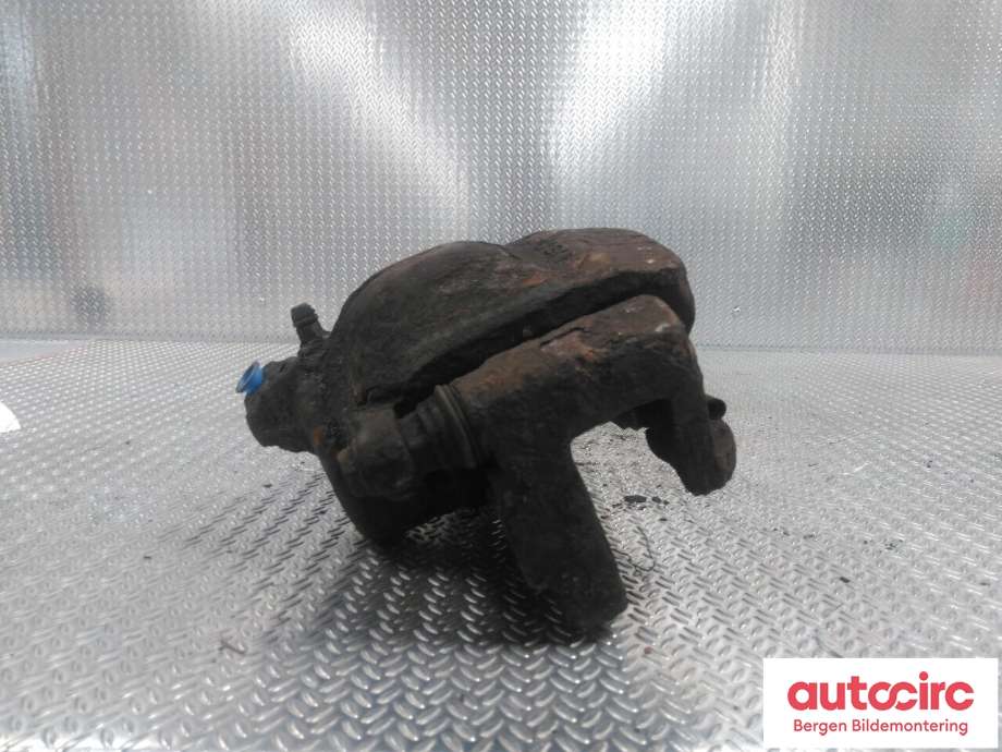 Bremsecaliper høyre foran til Toyota Hiace 2001-2006 (Fase 2)  (TOYOTA|4773026132|)