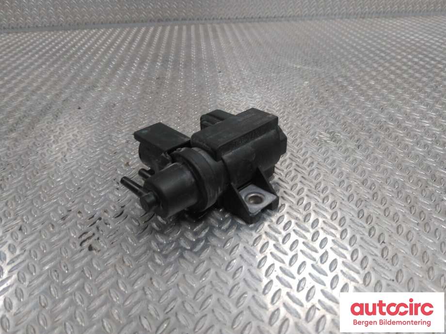 Vakuumventil til Toyota Avensis 2009-2015 (Type III, Fase 1)  (TOYOTA|258190R012|)