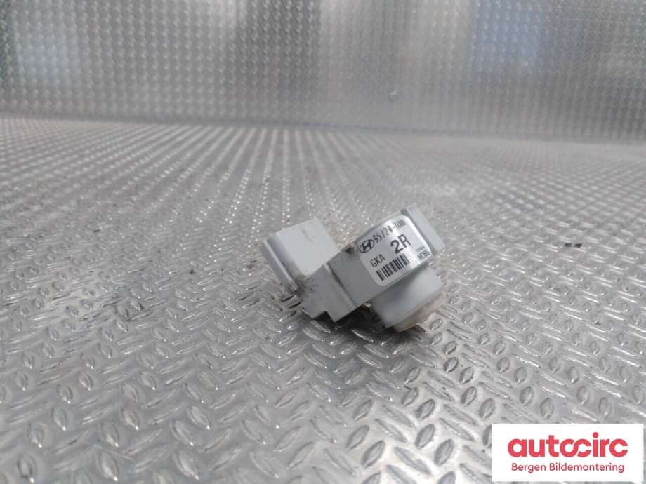 Parkeringssensor foran til Hyundai Ix20 2010-2017 (HYUNDAI|95720 1K000|)