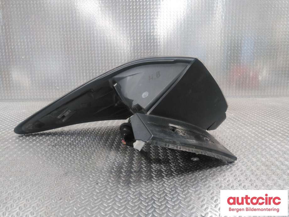 Baklykt høyre til Lexus CT 2010-2020  (LEXUS|8155176080|)