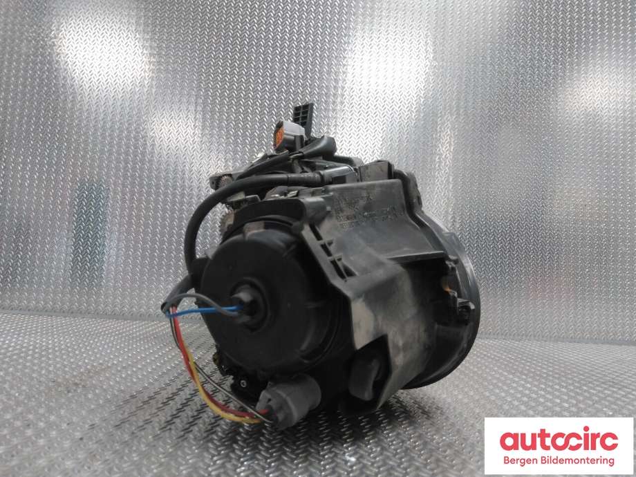Frontlykt høyre halogen til Peugeot iOn 2011-2020  (PEUGEOT|6206 W9|)