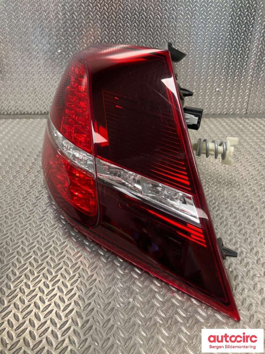 Baklykt høyre til VW e-Golf 2014-2017 (Fase 1)  (VOLKSWAGEN|5G0 945 208|)