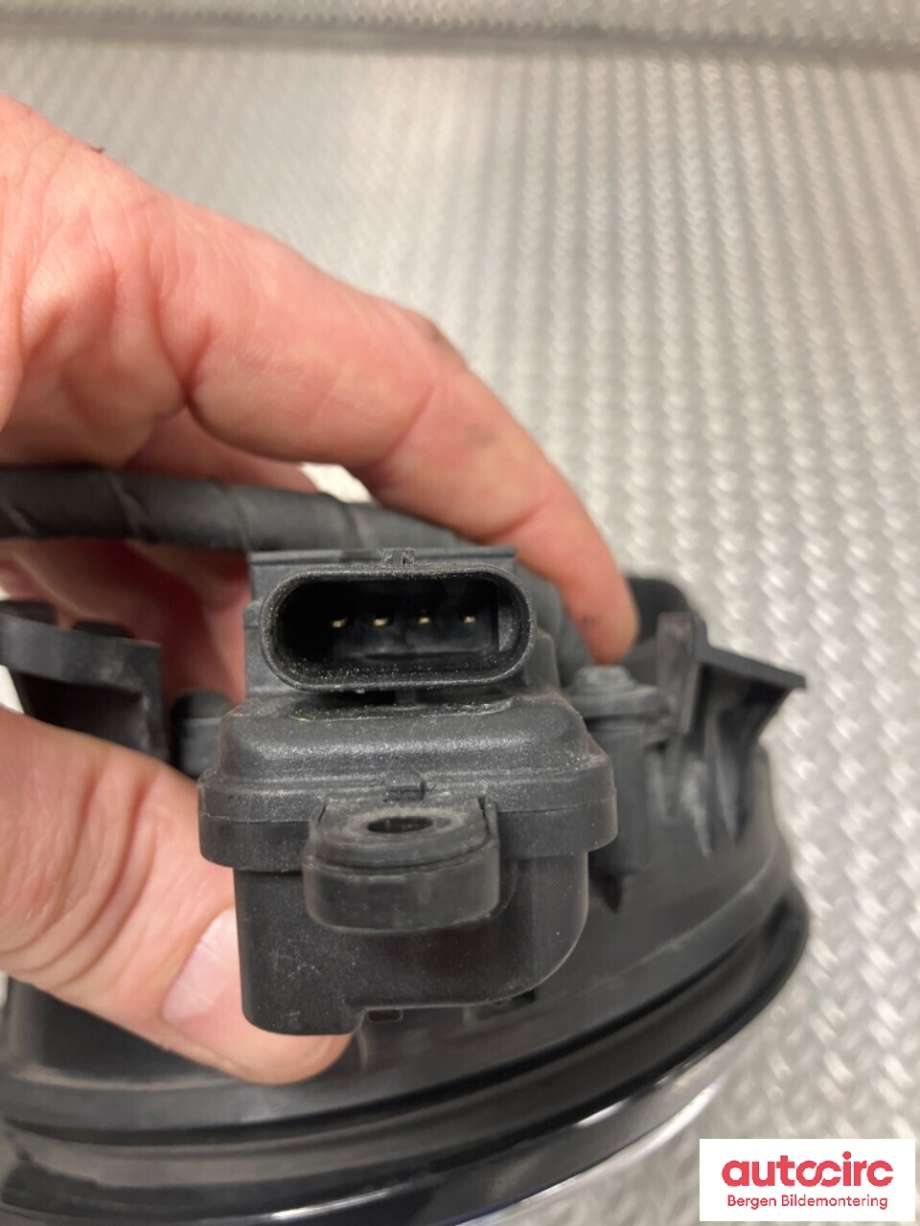 Batterilader inntak/luke til VW e-Golf 2014-2017 (Fase 1)  (VOLKSWAGEN|5GE 898 700|)