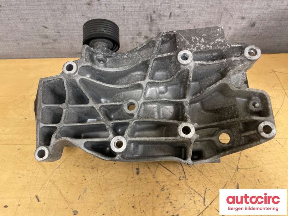 Dynamobrakett til BMW X3 2007-2010 (Fase 2) (E83) (E83) (BMW|11 16 7 802 639|)