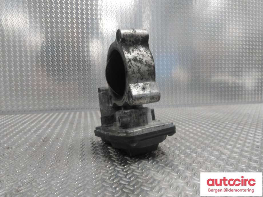 Spjeldhus til BMW 3-Serie 2005-2011 (E90/E91/E92/E93) (E90/E91/E92/E93) (BMW|13 54 7 810 752|)