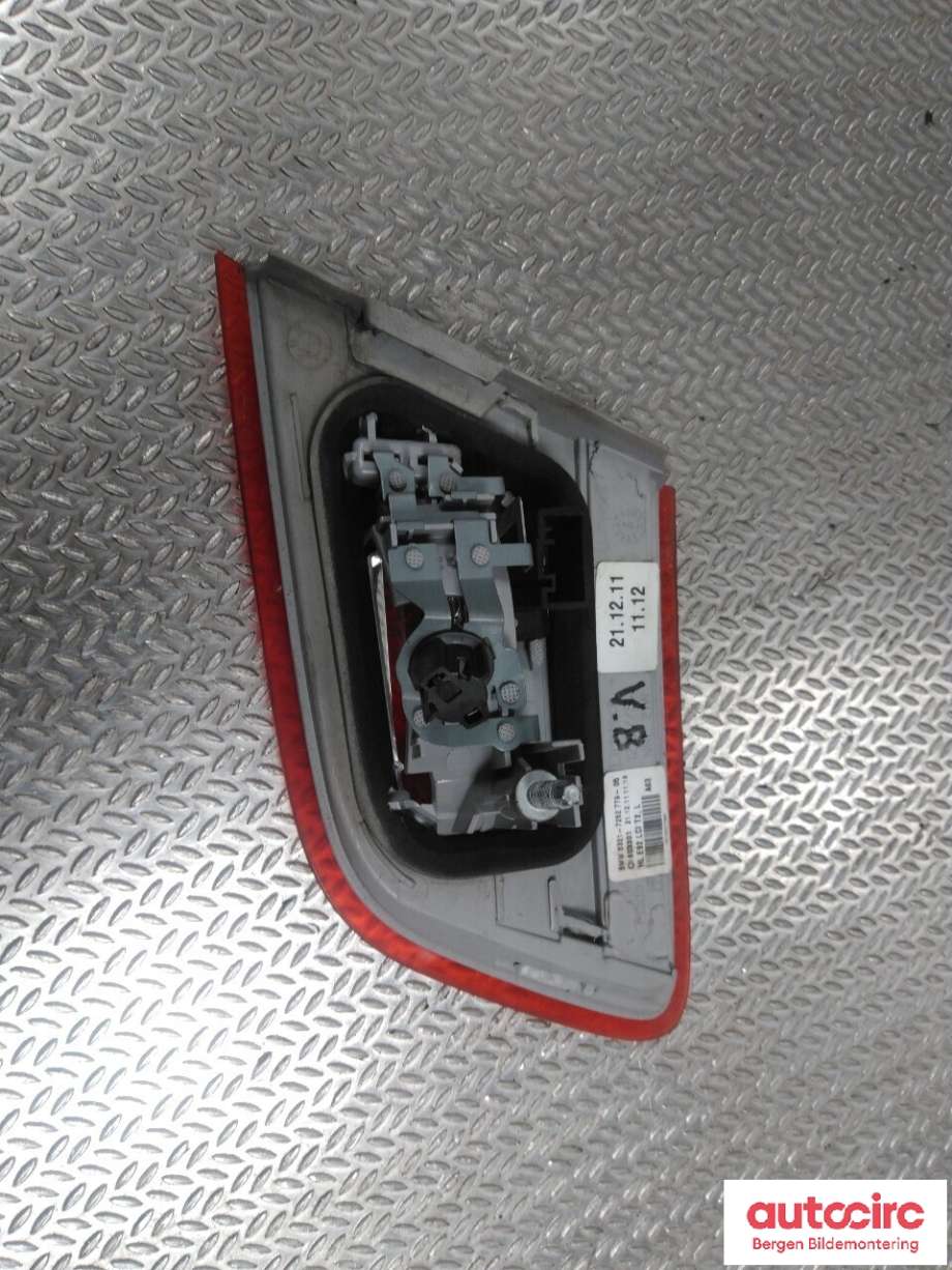 Baklykt venstre indre til BMW 3-Serie 2005-2011 (E90/E91/E92/E93) (E90/E91/E92/E93) (BMW|63 21 7 252 779|)
