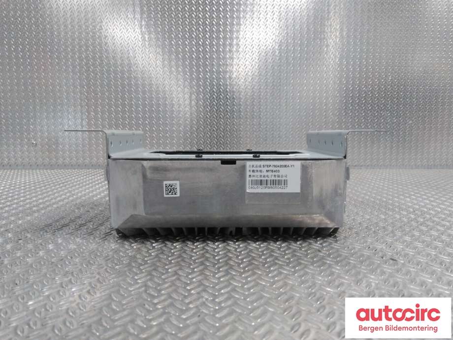Diverse deler til BYD Tang, 2020-->>  (BYD|STEP-7924200EA-Y1)