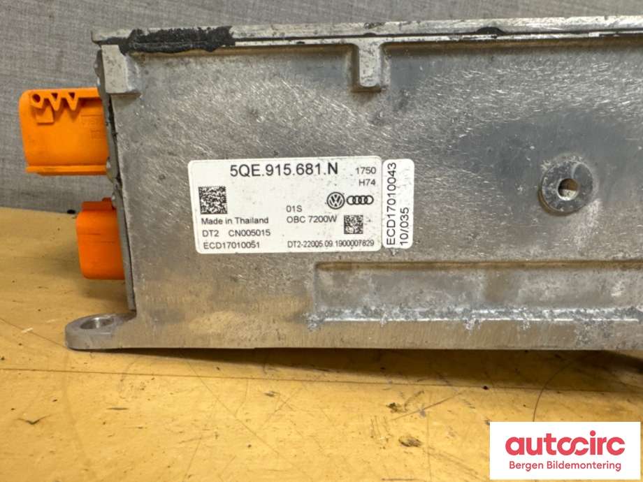 Batterilader (OBC - On Board Charger) til VW e-Golf 2017-2020 (Fase 2)  (VOLKSWAGEN|5QE 915 681 N|)