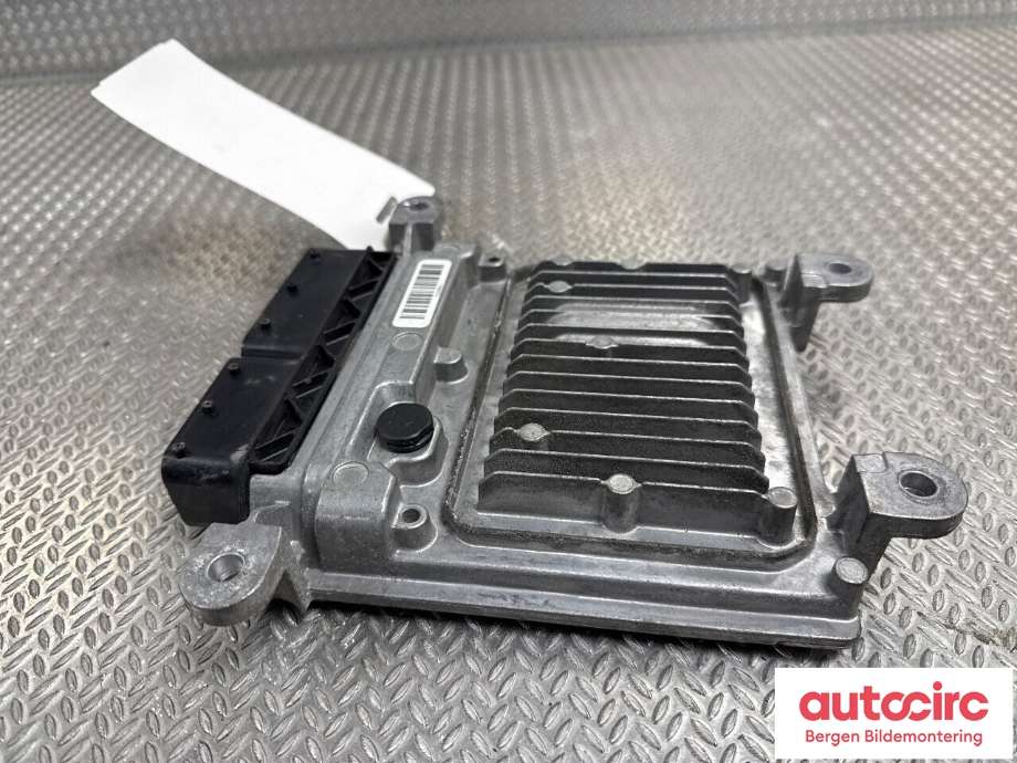 Styreenhet motor til Mercedes C-Klasse 2011-2014 (Fase 2) (W204) (W204) (MERCEDES|A 651 900 74 01|)