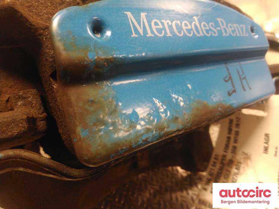 Bremsecaliper høyre foran til Mercedes GLE 2015-2018 (Fase 2) (W166) (W166) (MERCEDES|A 166 421 04 81|)