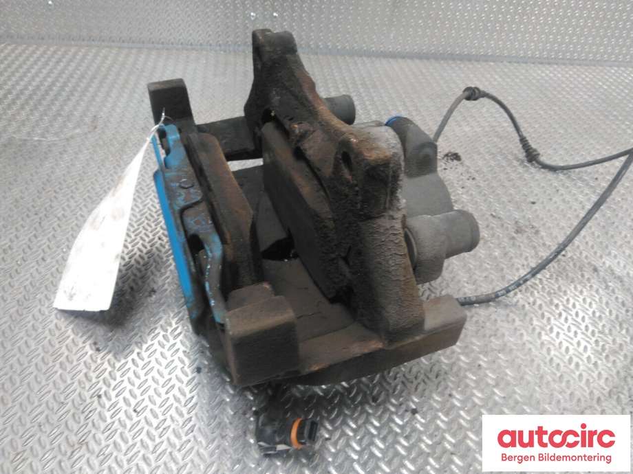 Bremsecaliper høyre foran til Mercedes GLE 2015-2018 (Fase 2) (W166) (W166) (MERCEDES|A 166 421 04 81|)