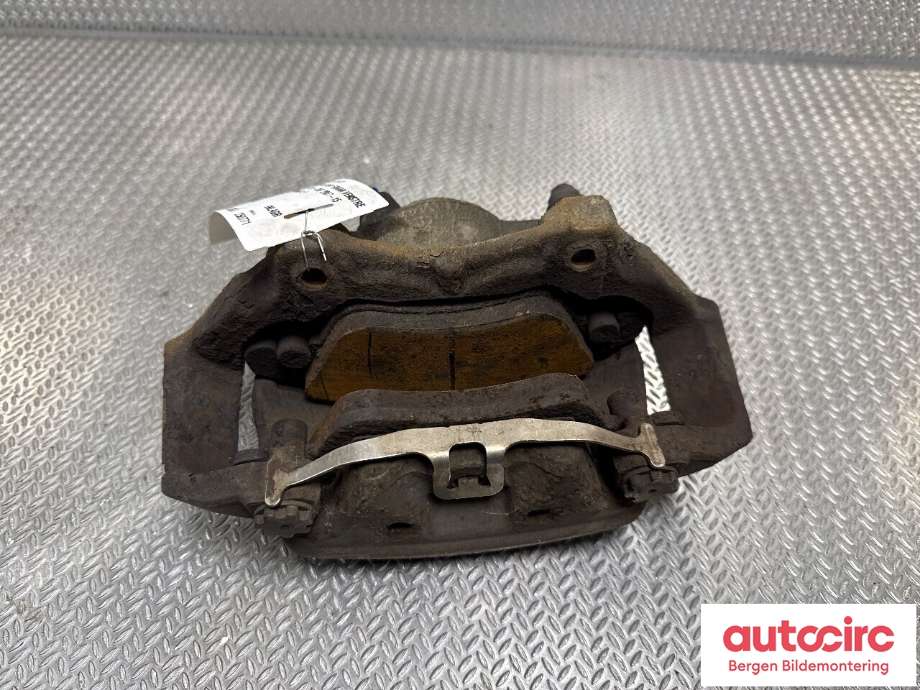 Bremsecaliper venstre foran til Mercedes C-Klasse 2011-2014 (Fase 2) (W204) (W204) (MERCEDES|A 204 421 39 81|)