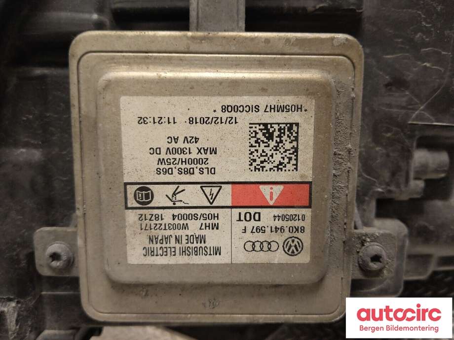 Frontlykt høyre halogen til VW Caddy 2015-2020 (Type III, Fase 3)  (VOLKSWAGEN|)