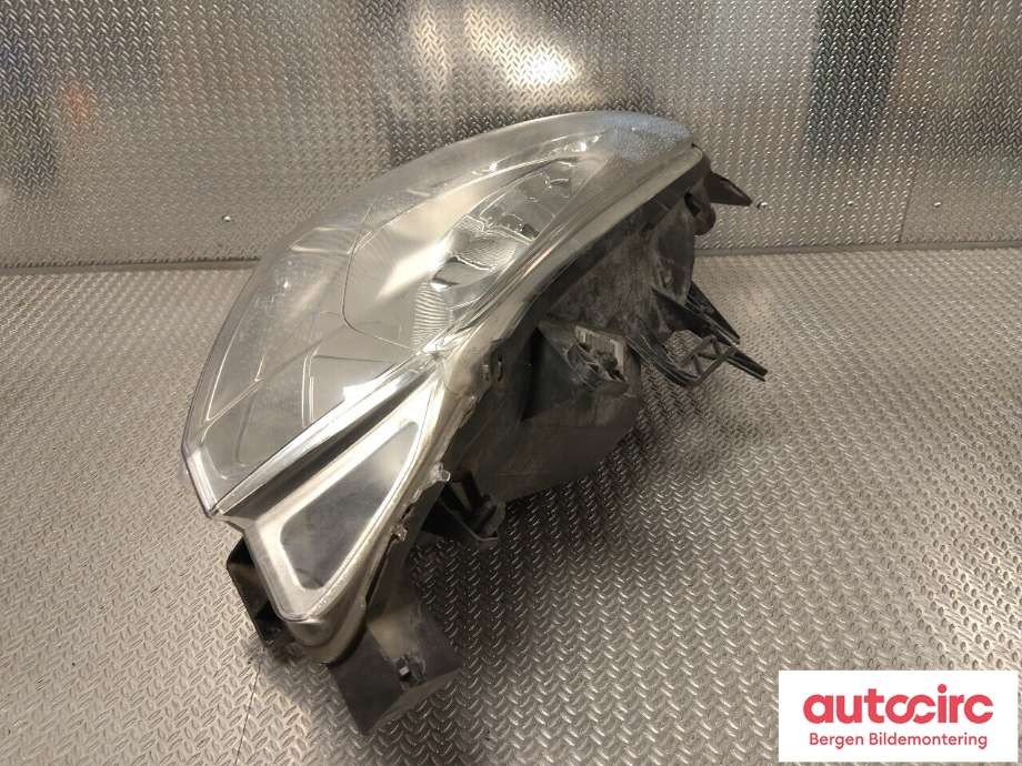 Frontlykt høyre halogen til Citroën Berlingo 2015-2019 (Type II, Fase 2)  (CITROEN|6206 K6|)