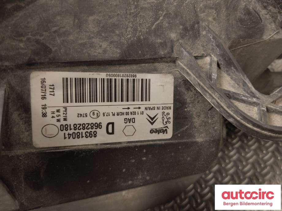 Frontlykt høyre halogen til Citroën Berlingo 2015-2019 (Type II, Fase 2)  (CITROEN|6206 K6|)