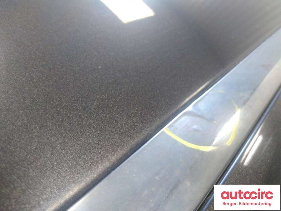 Dør høyre bak til VW Passat 2011-2015 (B7) (B7) (VOLKSWAGEN|3AF 833 056|)