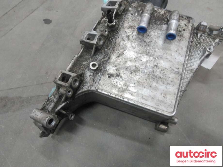 Diverse deler til VW Caddy 2015-2020 (Type III, Fase 3)  (VOLKSWAGEN|04L 131 501 R|)