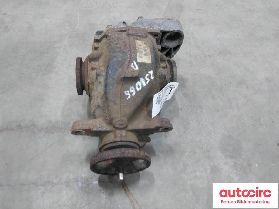 Kardang klokke bak til BMW 1-Serie 2004-2011 (E81/E82/E87/E88) (E81/E82/E87/E88) (BMW|33 10 7 591 021|)